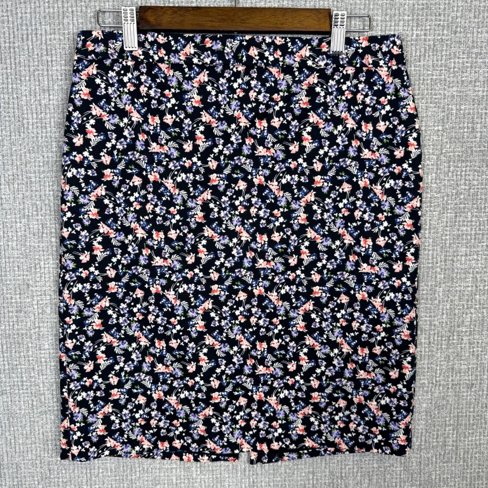 Liz Claiborne Career Floral Pencil‎ Skirt Stretch Cotton Blend Sz 6 Cottage Prep